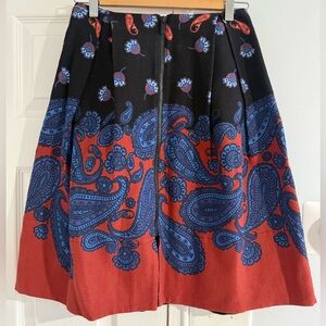 Top shop midi skirt with zipper in front, thick material